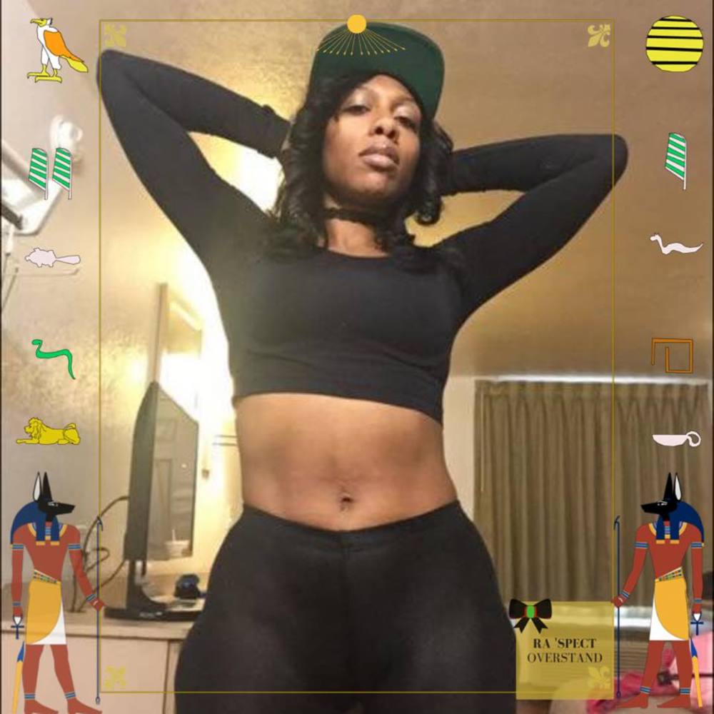 Meet your Posher, Angela